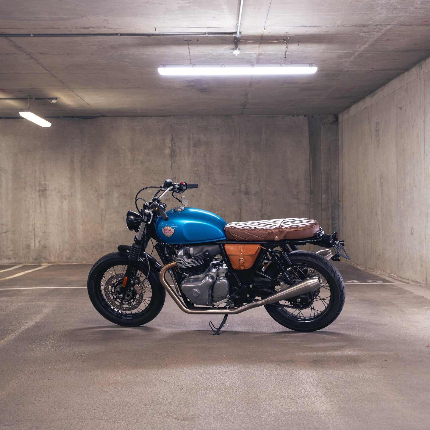 Plug-and-play Air Deflectors for Royal Enfield Interceptor 650 and Continental GT 650, ready for quick installation.