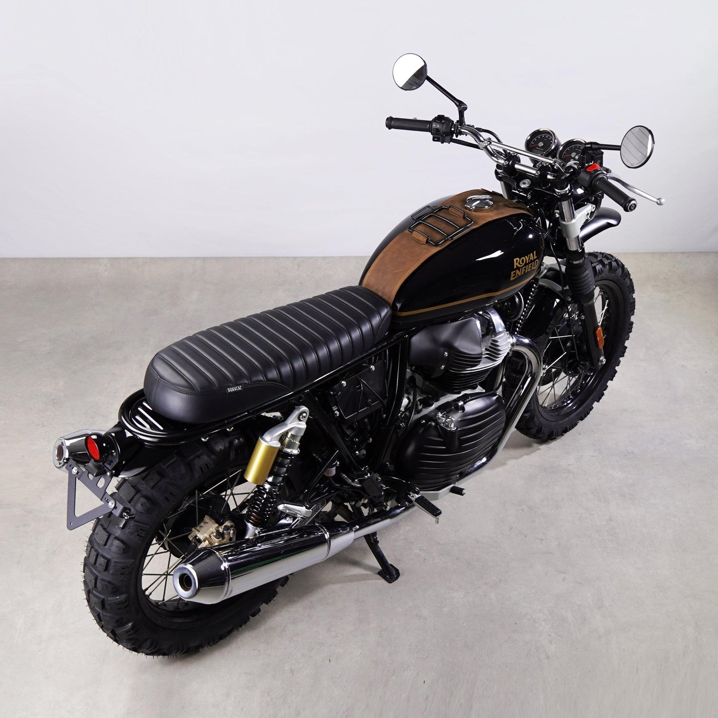 Premium leather tank strap for Royal Enfield Interceptor 650. Adds functionality and a classic look