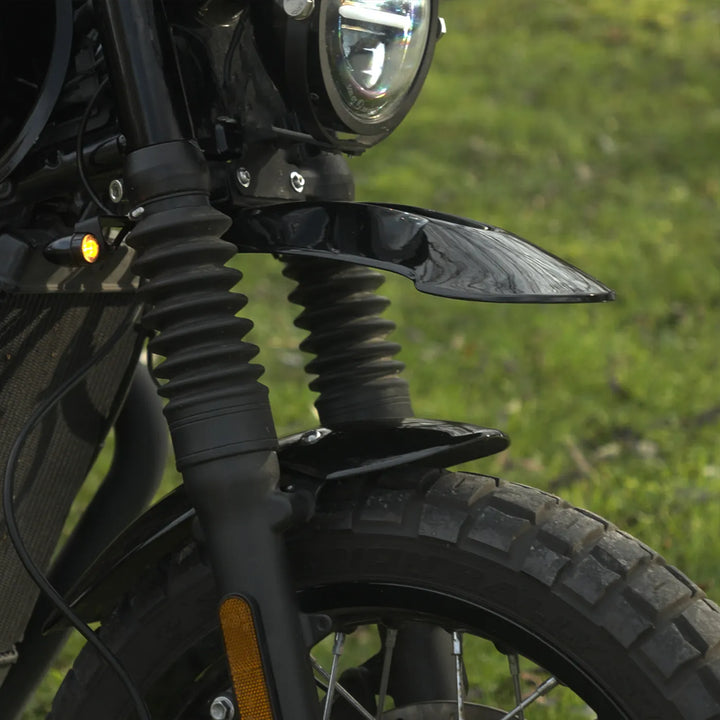 High mount front mudguard fitted to a Triumph Scrambler-style Bonneville build