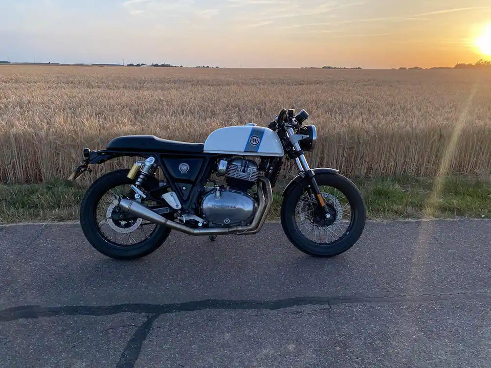 Royal Enfield Continental GT 650 in France fitted with GT 650 & Interceptor 650 Rear Loop Frame Cover, Interceptor 650 Tail Tidy & GT 650 Tail Light Kit – E-mark / CE, Royal Enfield Wiring Adapter for Aftermarket Tail Lights – GT 650, Interceptor 650, Bear 650 & Hunter 350