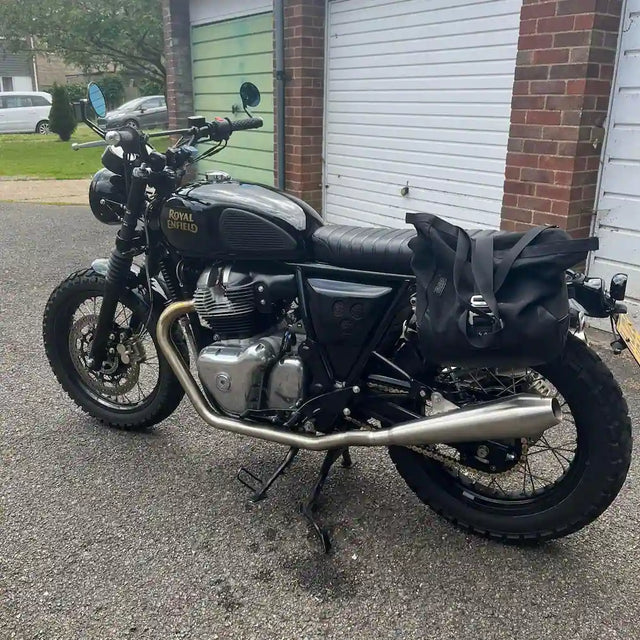 Royal Enfield Interceptor 650 in UK fitted with Interceptor 650 Custom Seat & GT 650 Custom Seat, GT 650 & Interceptor 650 Rear Loop Frame Cover, GT 650 Rear Mudguard & Interceptor 650 Rear Fender – Short
