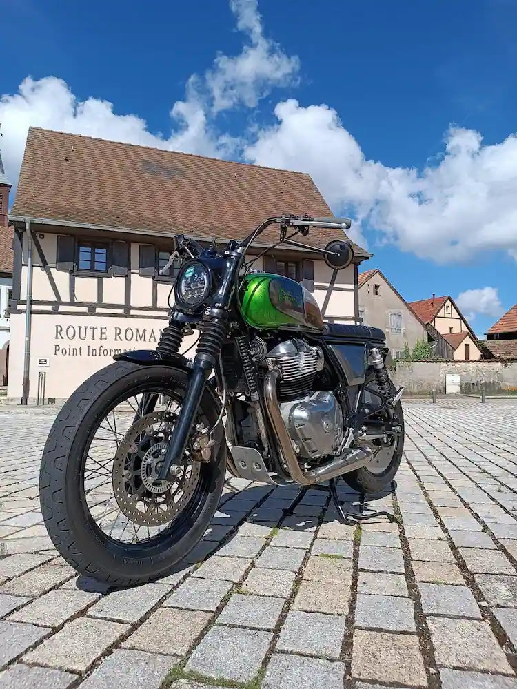 Royal Enfield Interceptor 650 in France fitted with LED Headlight Cowl for Interceptor 650, Interceptor 650 & GT 650 Front Indicator Brackets for M8/M10 Turn Signals, Interceptor 650 Tail Tidy & GT 650 Tail Light Kit – E-mark / CE