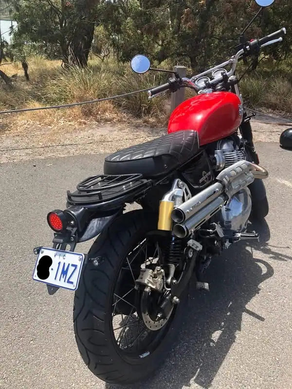 Royal Enfield Interceptor 650 in Portugal fitted with Interceptor 650 Modular Seat Kit – Solo & Duo Setup for GT 650