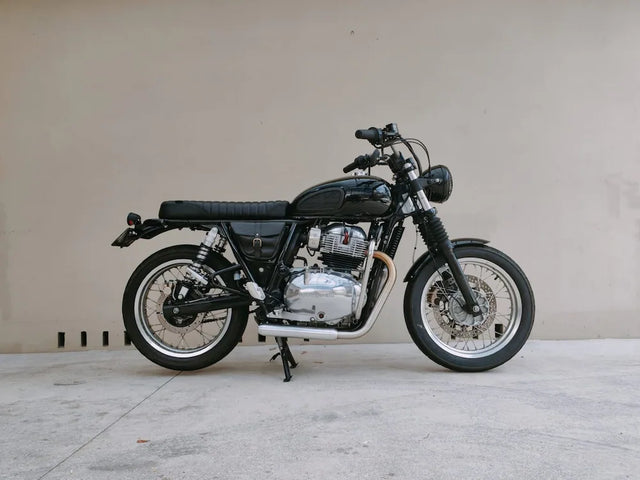 Royal Enfield Interceptor 650 in France fitted with Interceptor 650 Custom Seat & GT 650 Custom Seat