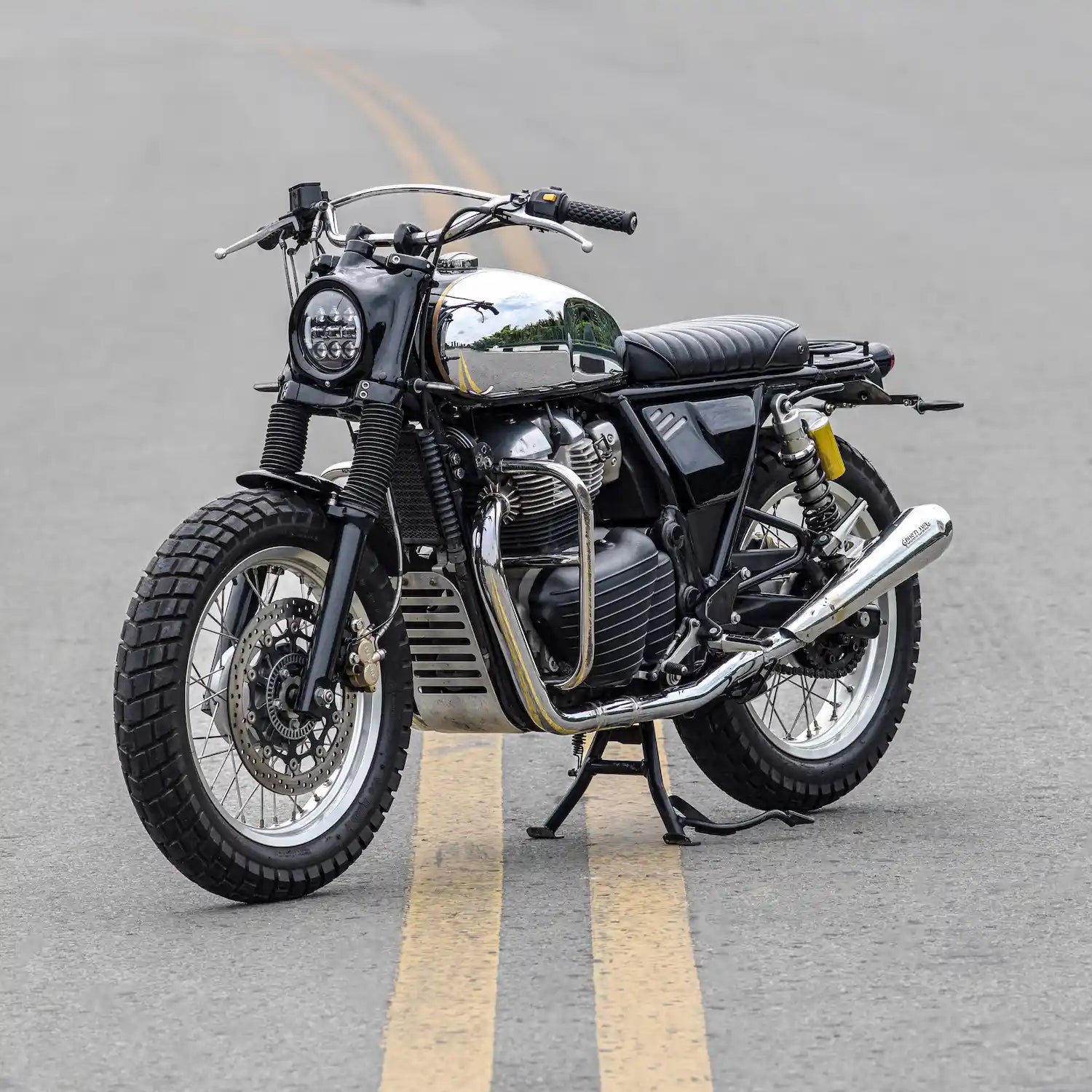 Royal Enfield Interceptor 650 scrambler build with Grand Scrambler handlebar