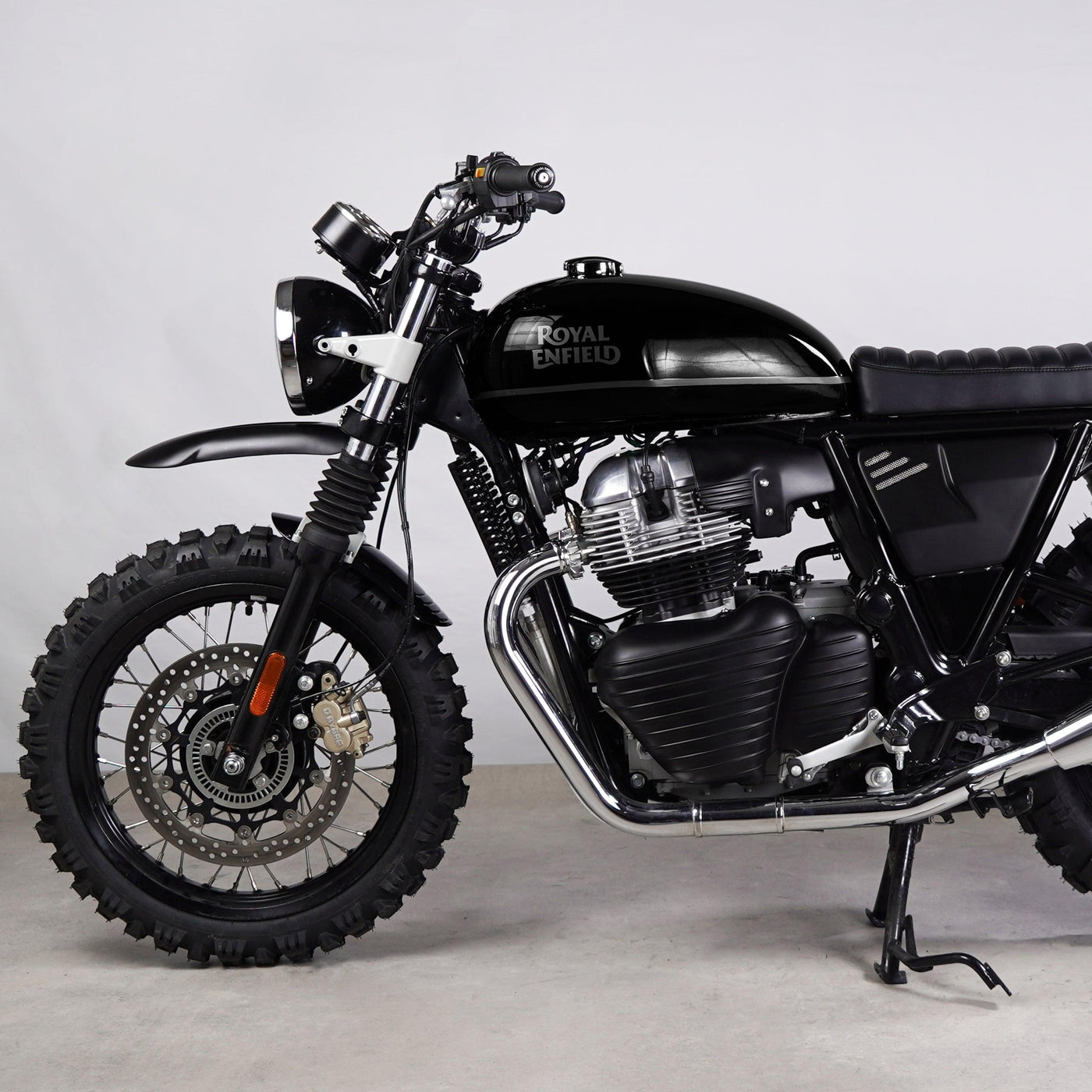 Black Royal Enfield Interceptor 650 scrambler build with Bonvent heat shield air deflectors
