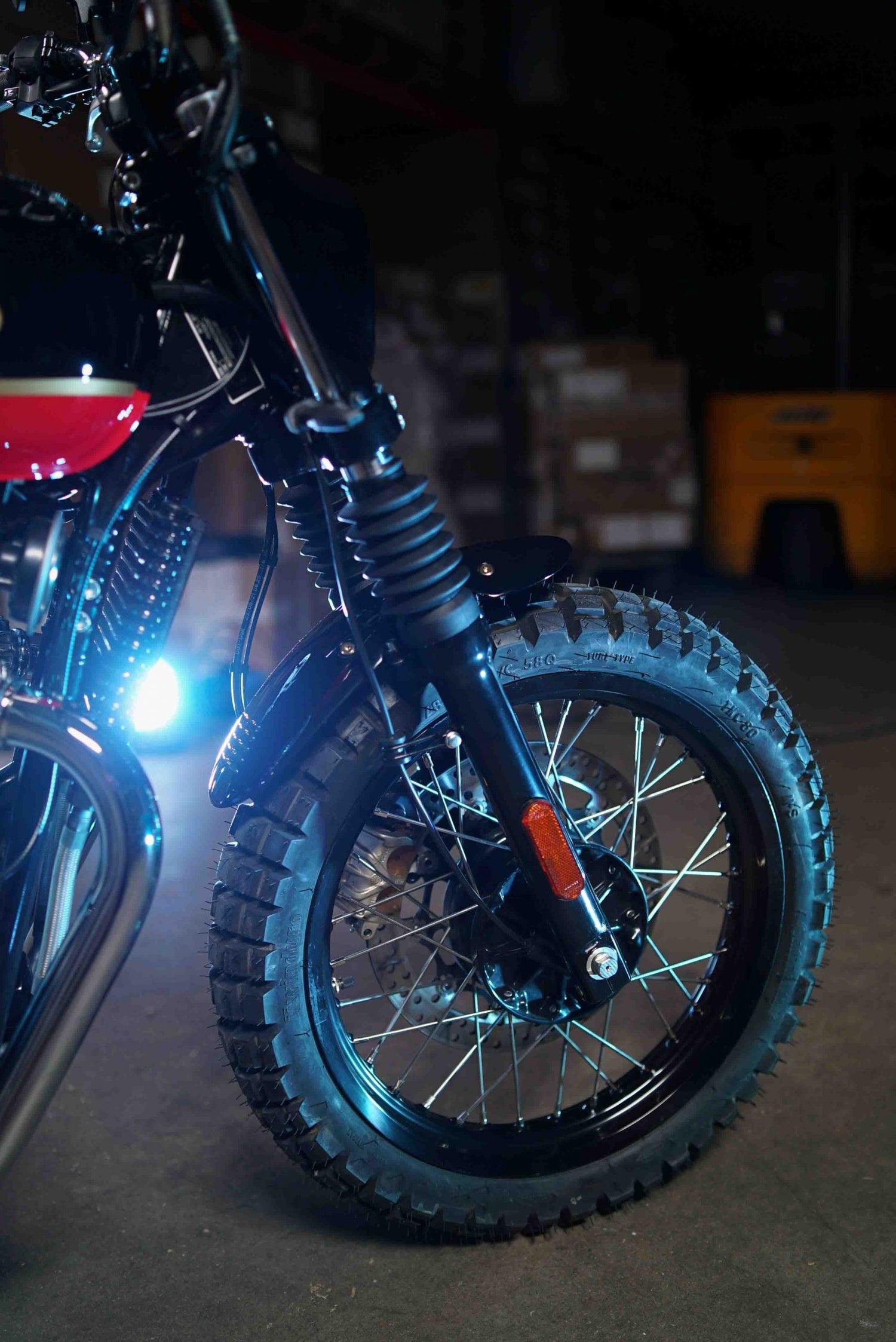 Black front mudguard fitted on Royal Enfield Interceptor 650