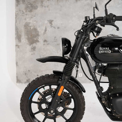 Scrambler front fender installed on Royal Enfield Hunter 350