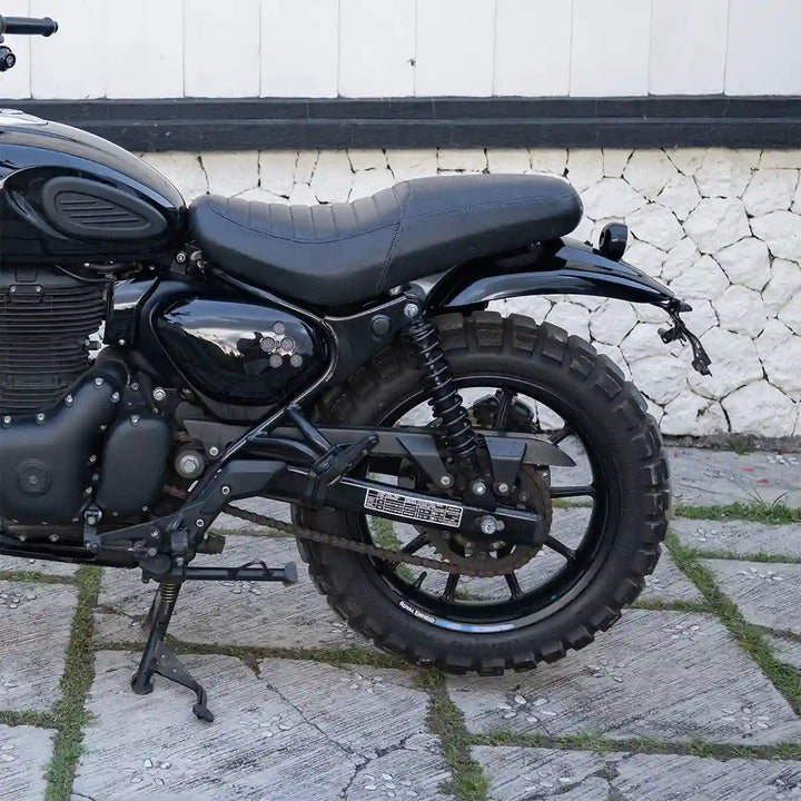 Royal Enfield Hunter 350 with original stock seat and Bonvent tail tidy kit, showing the compact rear light and license plate setup.
