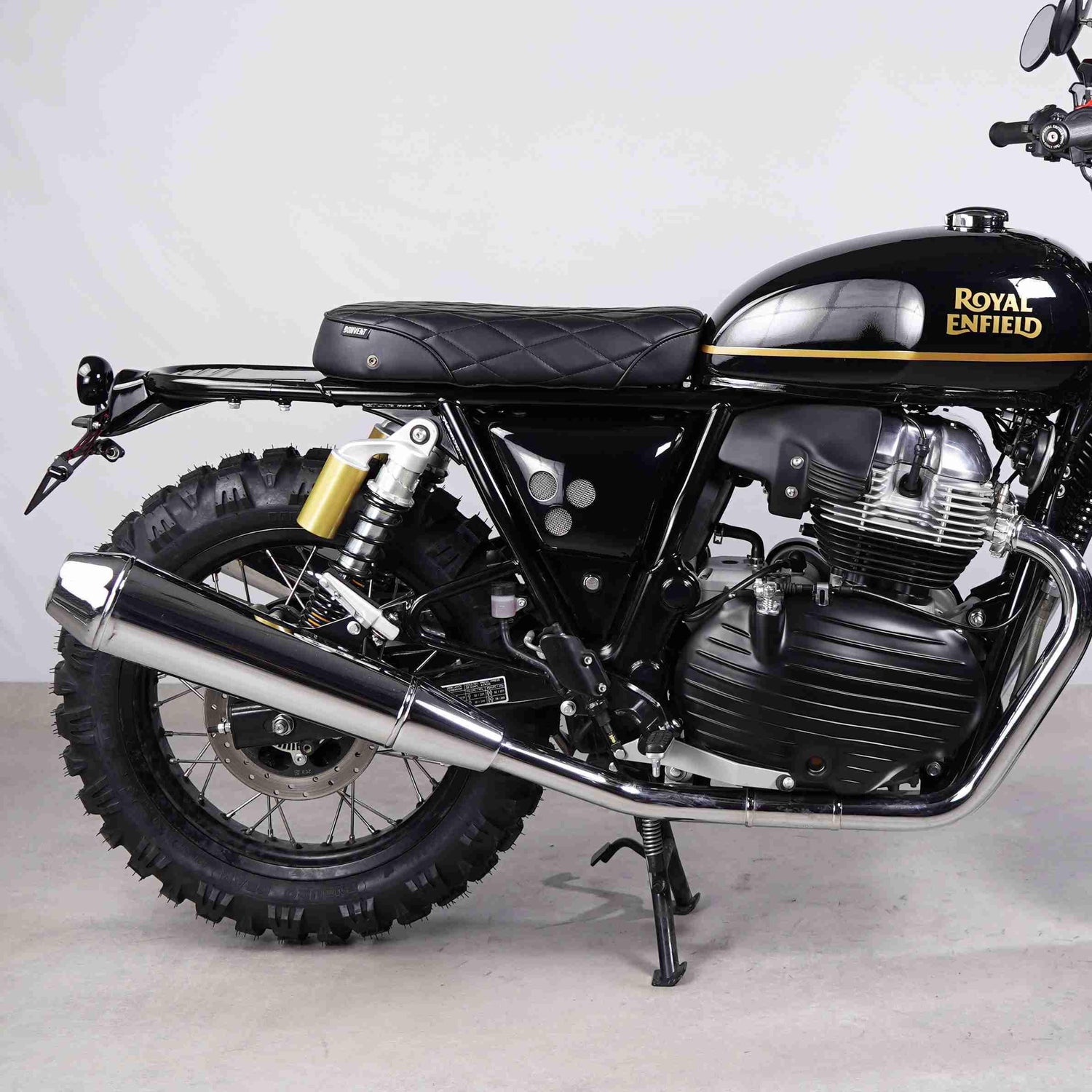 Black diamond stitched single seat installed on Royal Enfield Interceptor 650