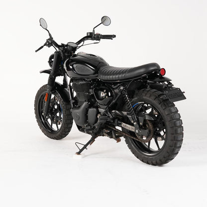Custom Hunter 350 from Royal Enfield with off road tires adventure and flat seat by bonvent