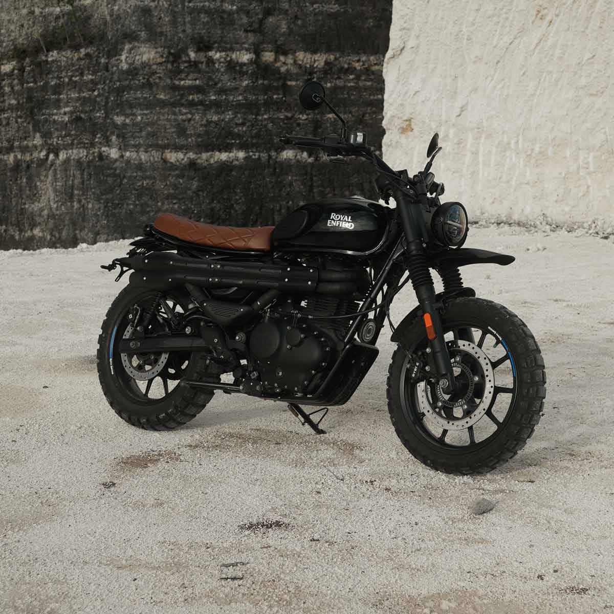 royal enfield hunter 350 custom scrambler tyres and scrambler exhaust