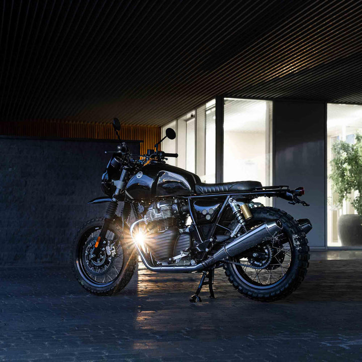 Royal Enfield Interceptor 650 with custom tank cover and side panels