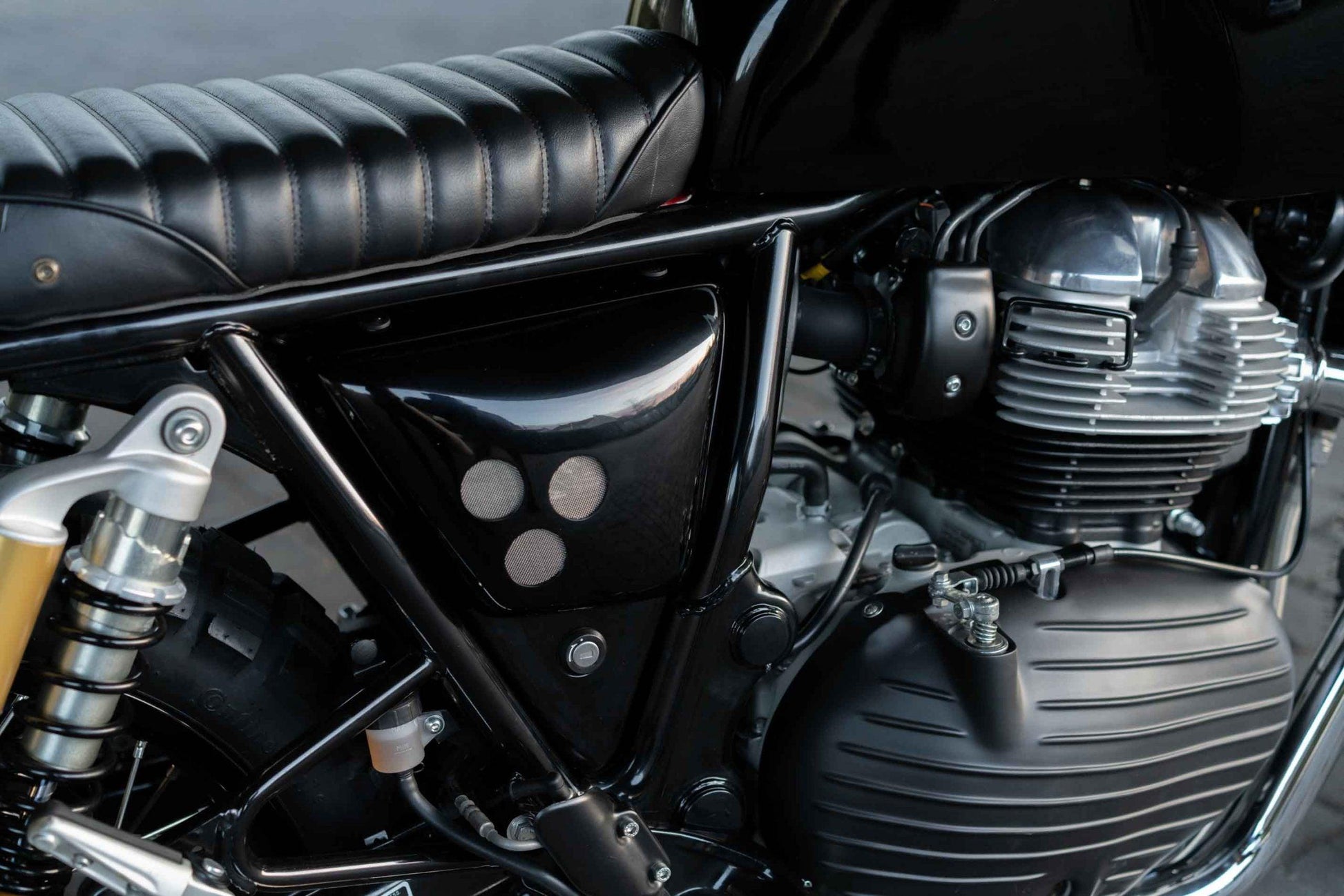 Side Covers in vintage scrambler design for Royal Enfield Interceptor and GT 650