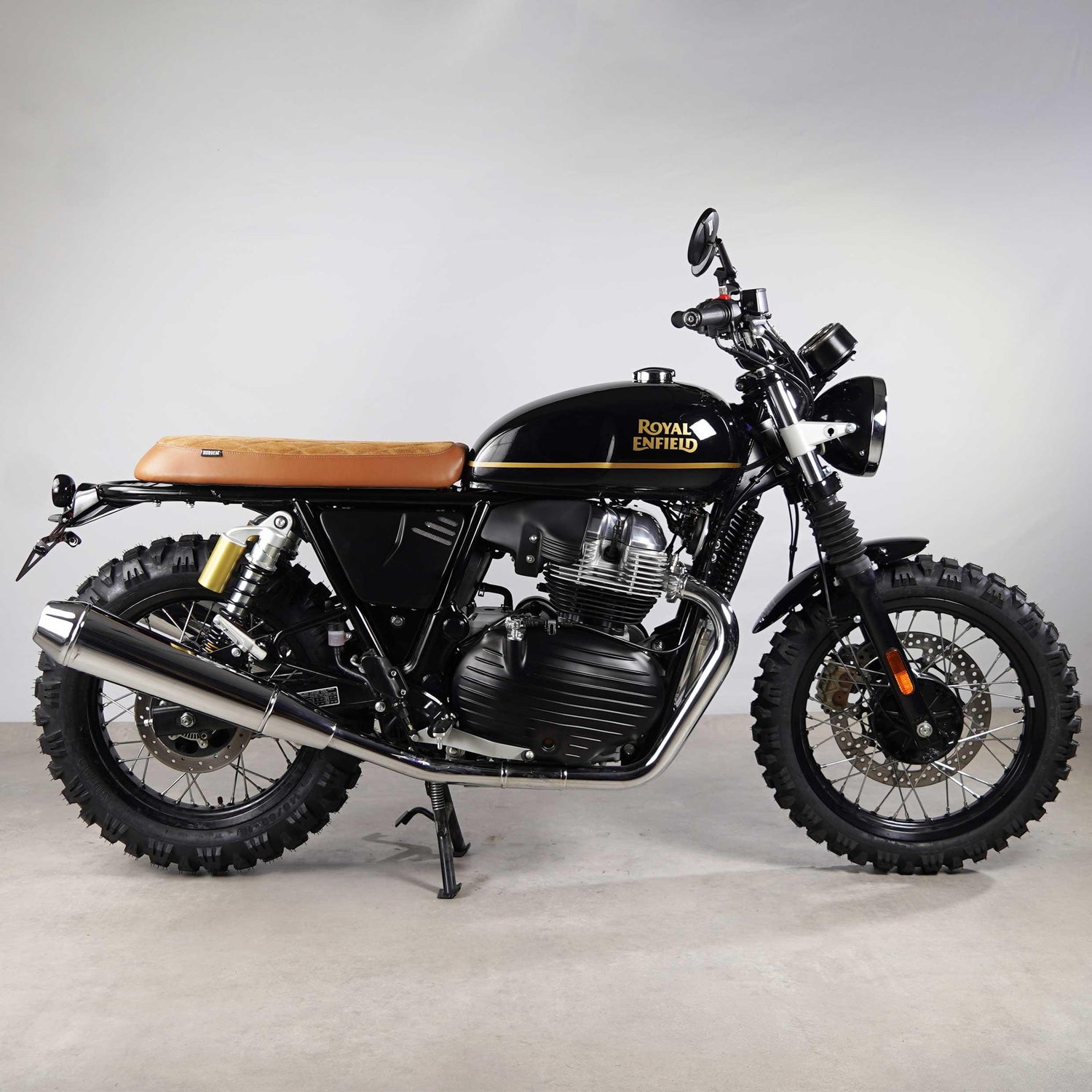 Brown diamond stitched suede Flat Scrambler Seat for Royal Enfield 650 scrambler build