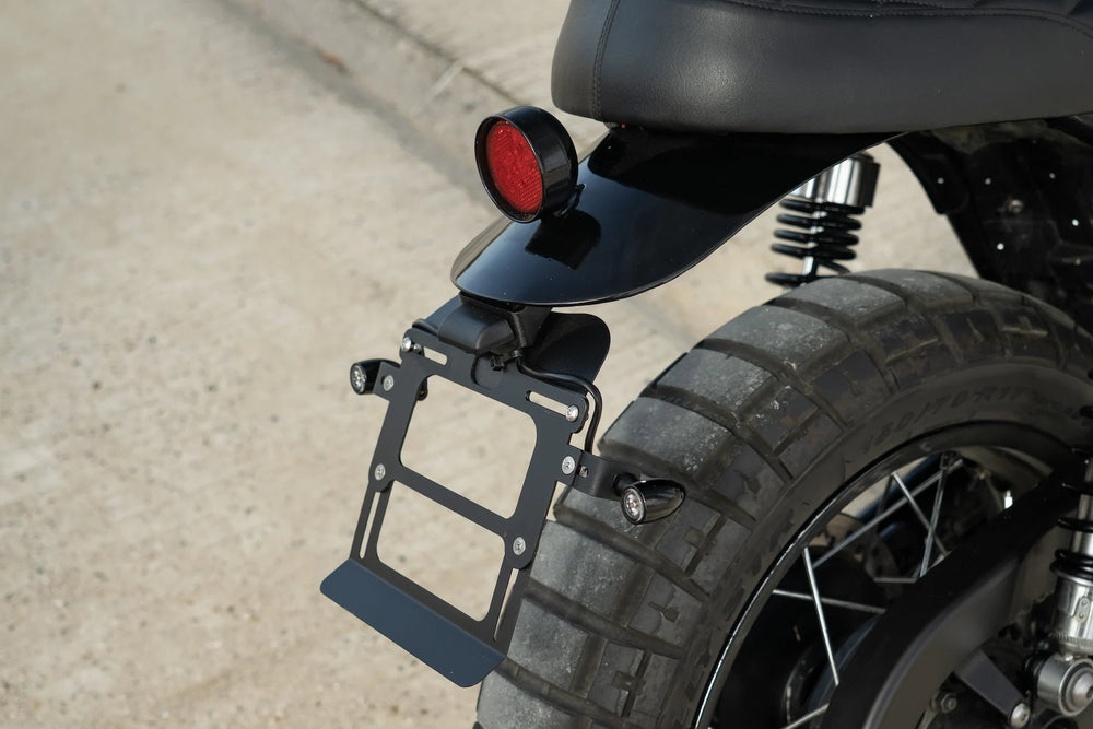 Short rear fender with integrated LED tail light and license plate holder on a Triumph Bonneville T120