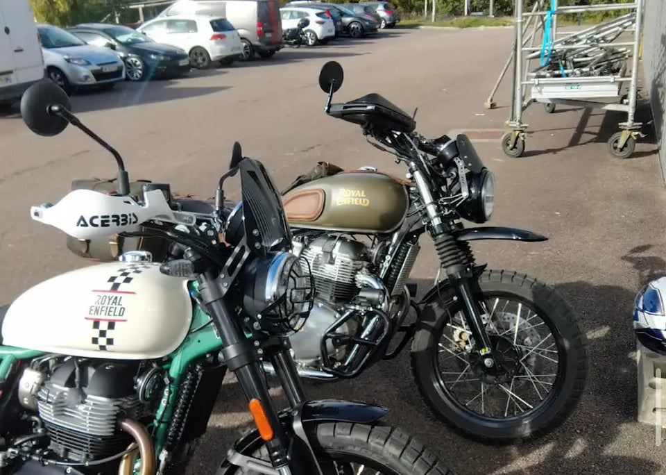 Red dog TV's Royal Enfield Interceptor 650 in France fitted with Interceptor 650 High Front Mudguard for Scrambler Builds, Interceptor 650 Modular Seat Kit – Solo & Duo Setup for GT 650, GT 650 & Interceptor 650 Rear Loop Frame Cover