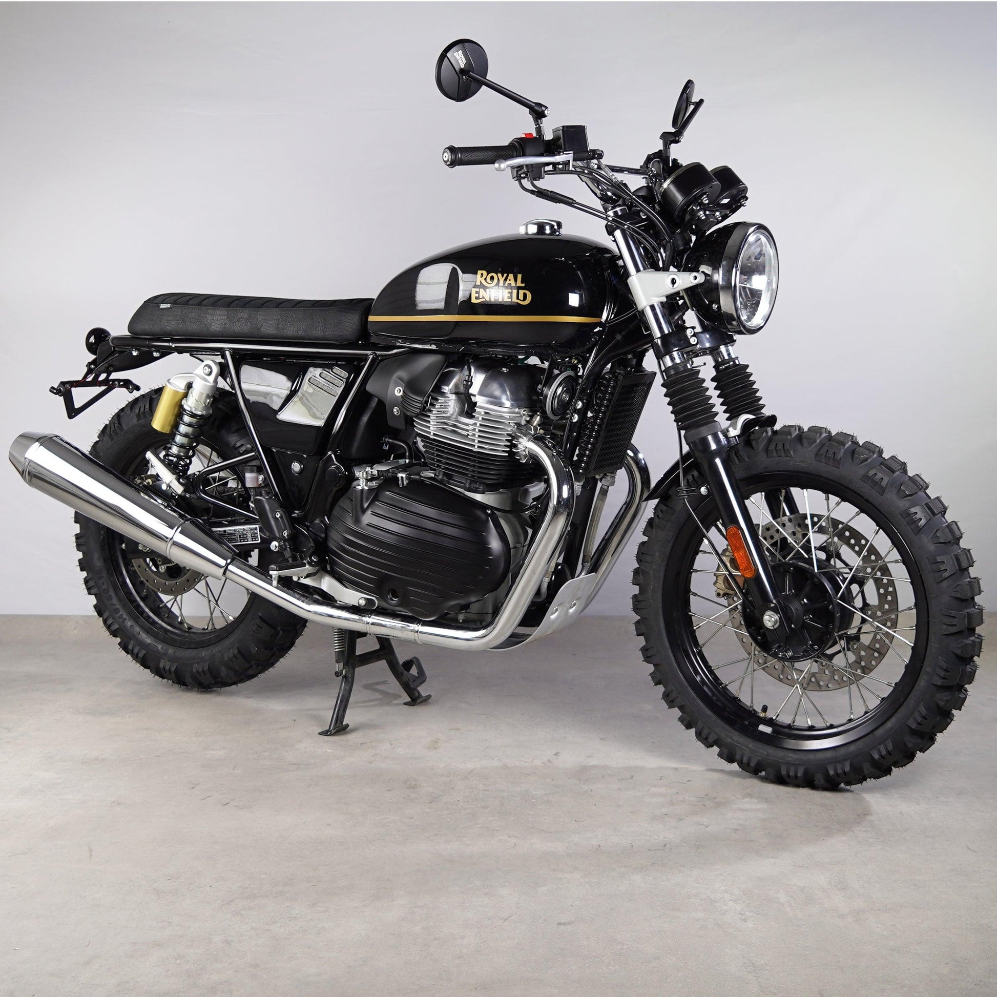 Vintage-style Street Scrambler Side Covers for Royal Enfield Interceptor 650